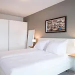 Bizstay Helena At Sea Apartments