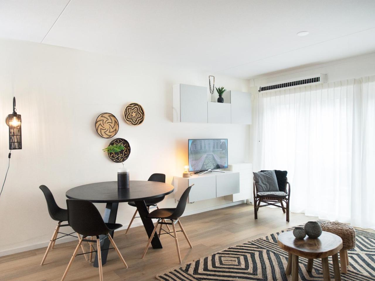 Appartement Bizstay Helena At Sea Den Haag
